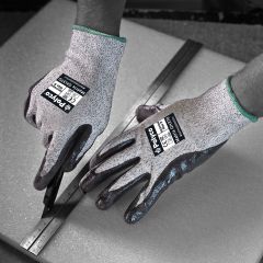 Matrix® GH370 Nitrile Palm Coated Glove