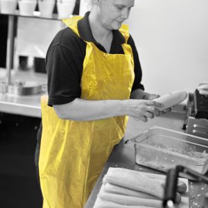 Shield EYA Yellow Medium Duty Standard Length Aprons in a Pack
