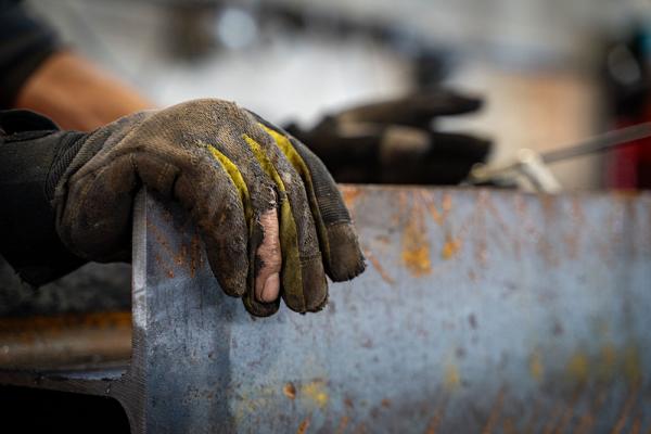 Industrial safety gloves: a guide to workplace hand protection